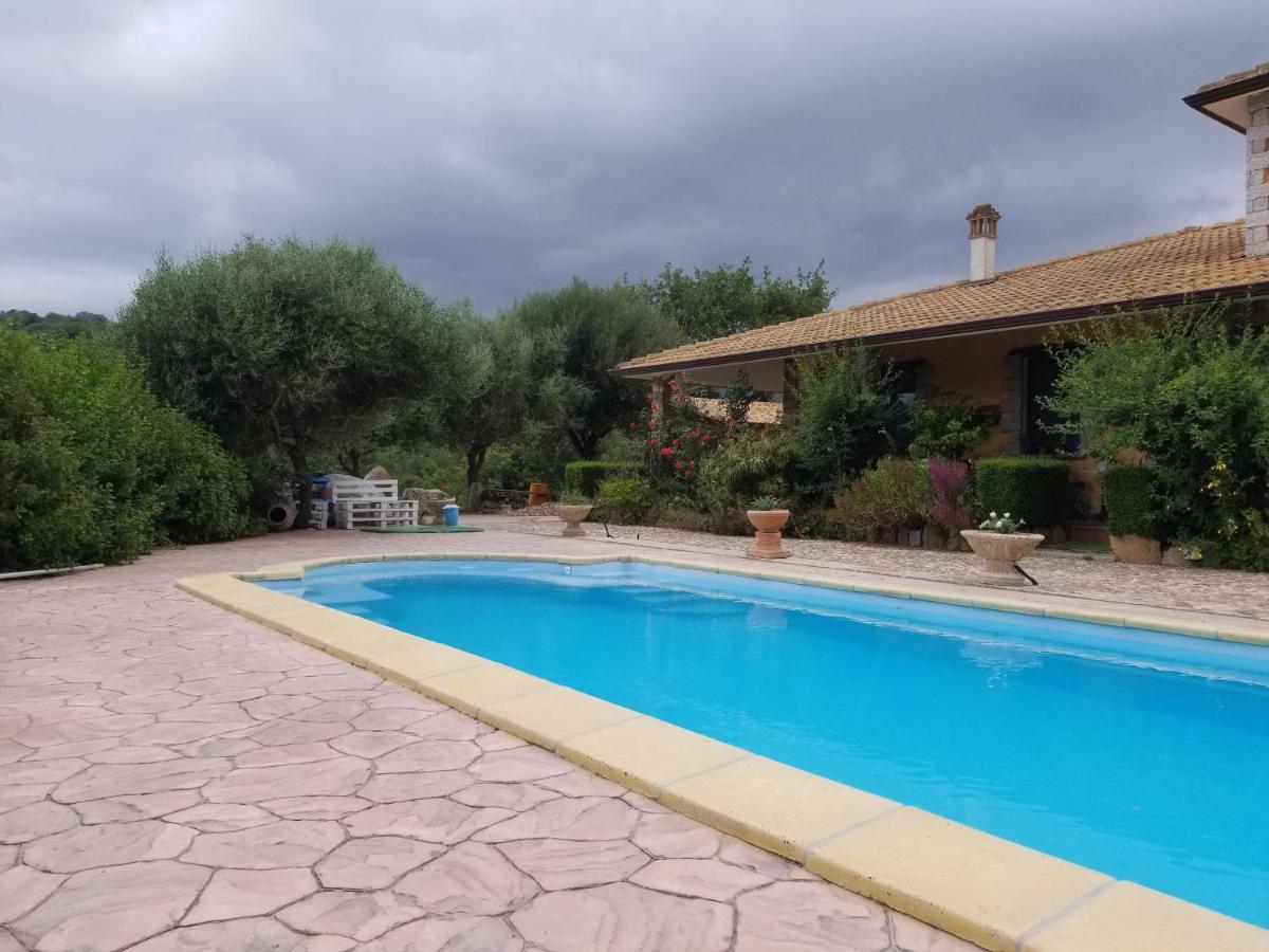 B&B Casa Vacanza Centro Sardegna Sorgono Rom bilde